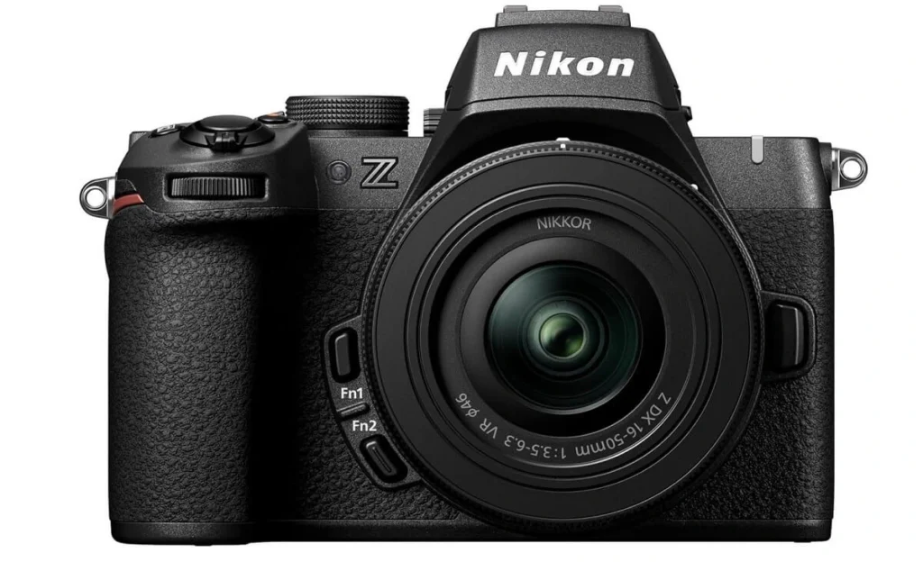 Nikon Z50 II appareil photo hybride APS-C pour débutant